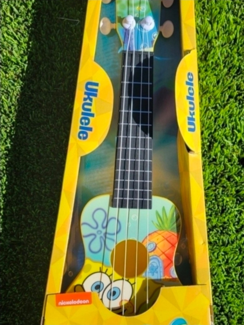 Nickelodeon SpongeBob Yellow and Blue Kids Ukulele